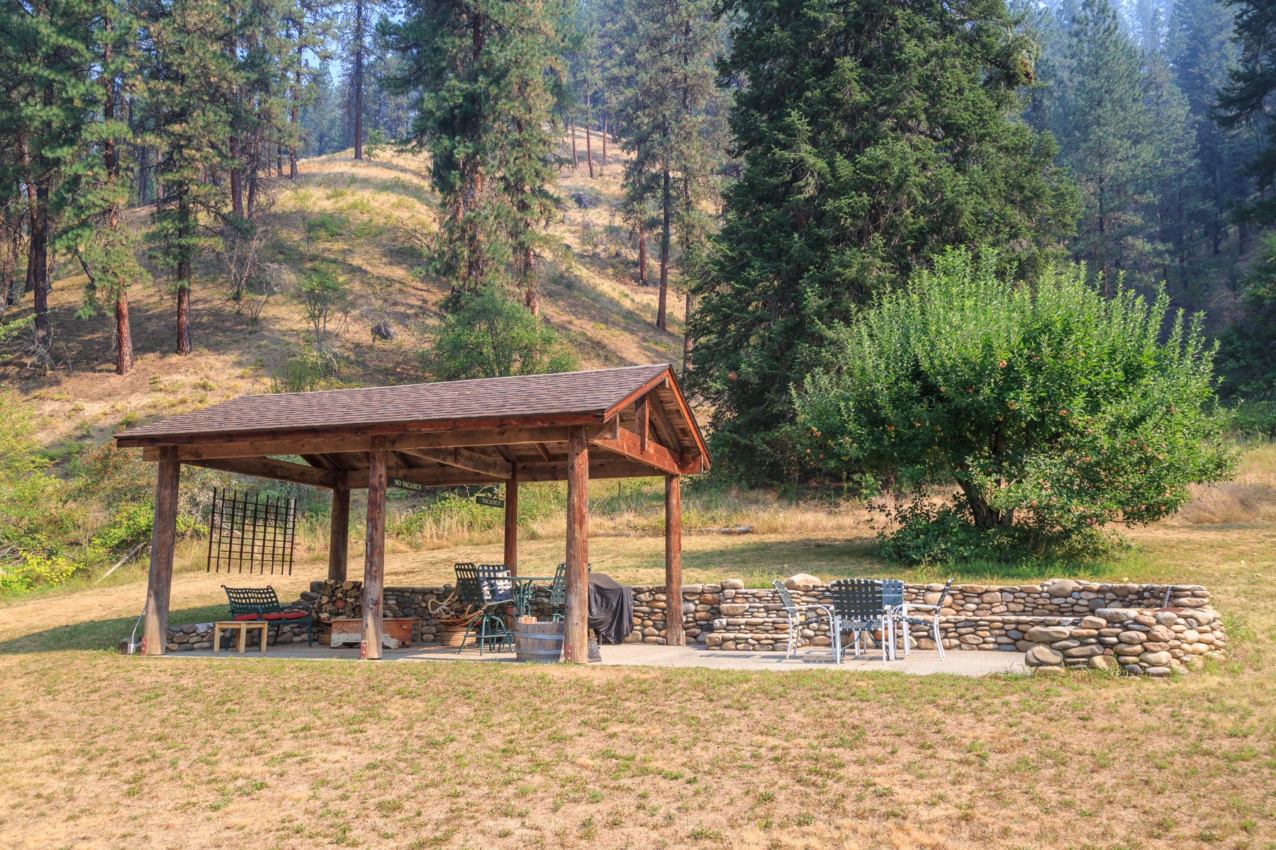 rustic-pavilion-and-seating-area.jpg