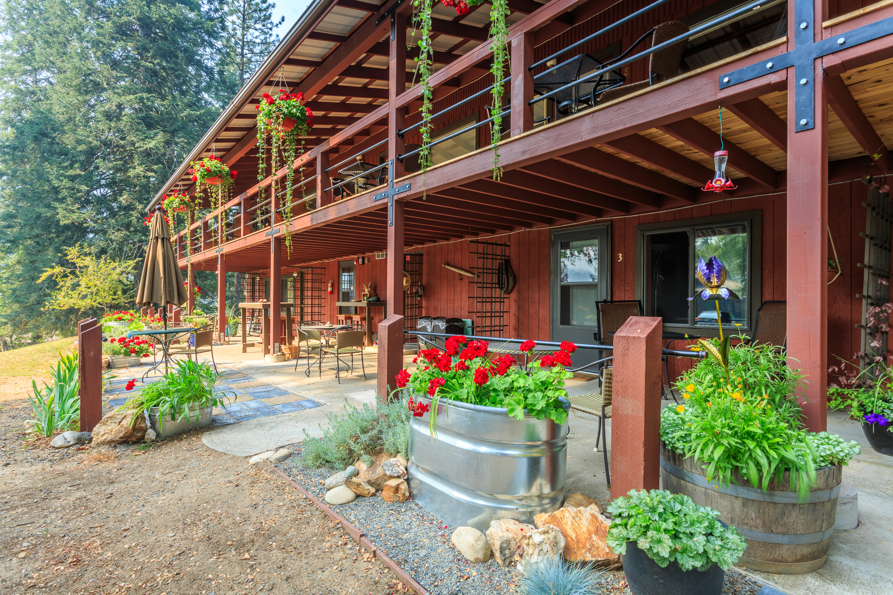 rustic-side-exterior-of-Reflections-Inn.jpg